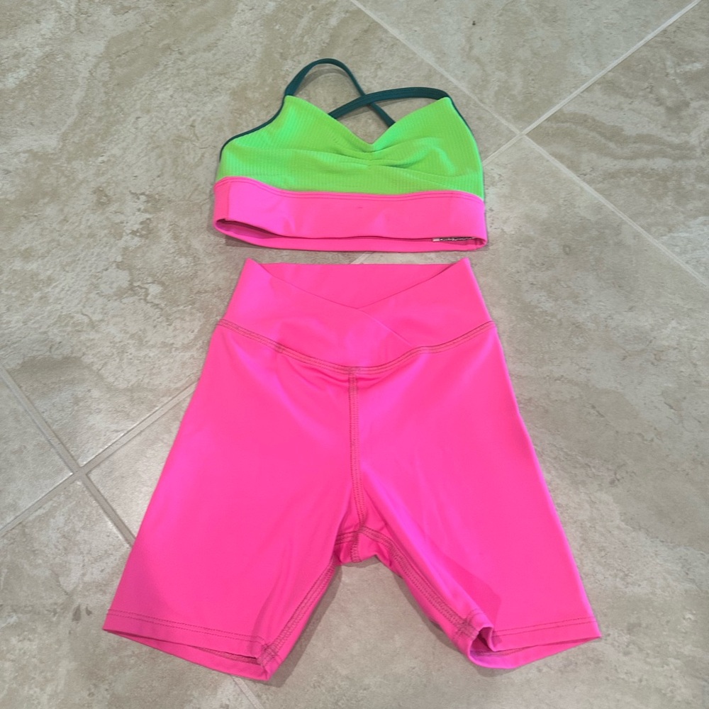 Tiger Friday Neon Green and Pink Matching Set